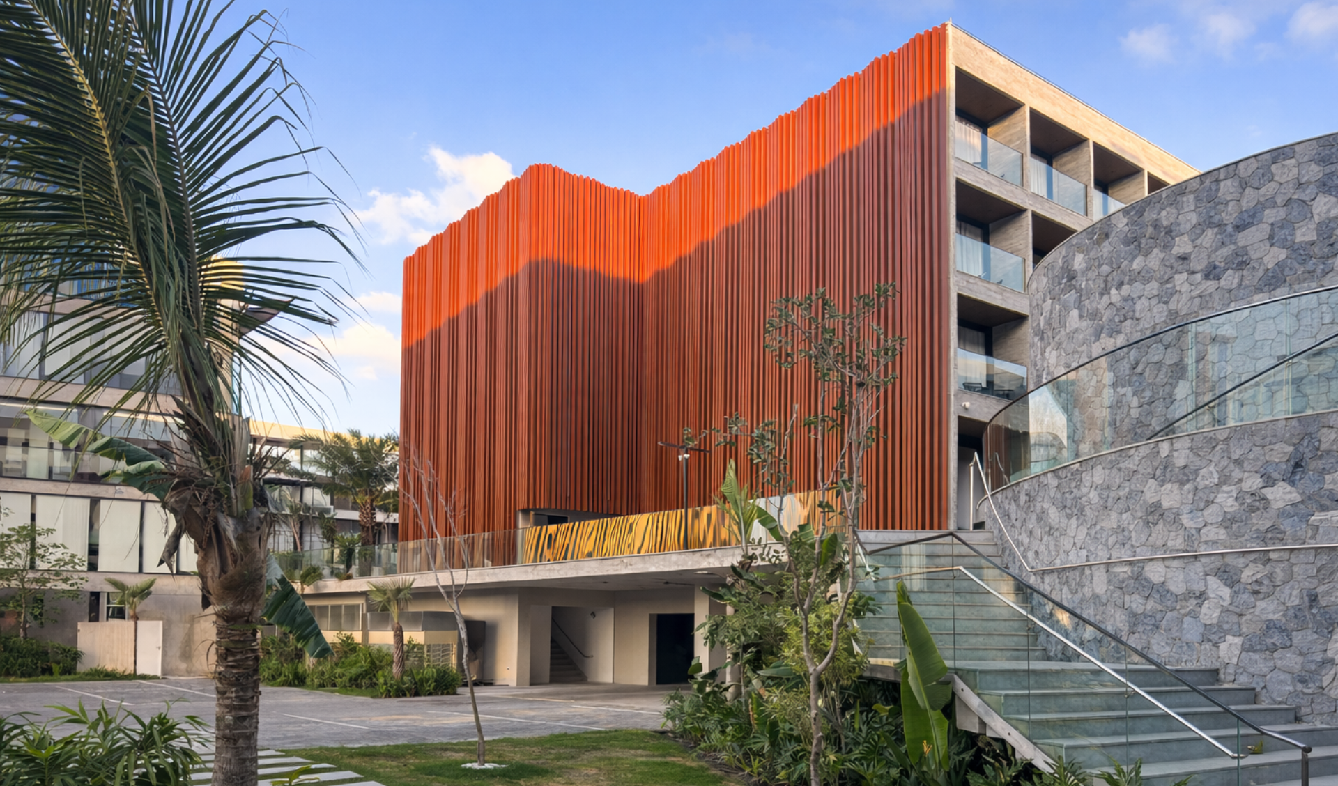 Fechamentos ripados em alumínio e madeira